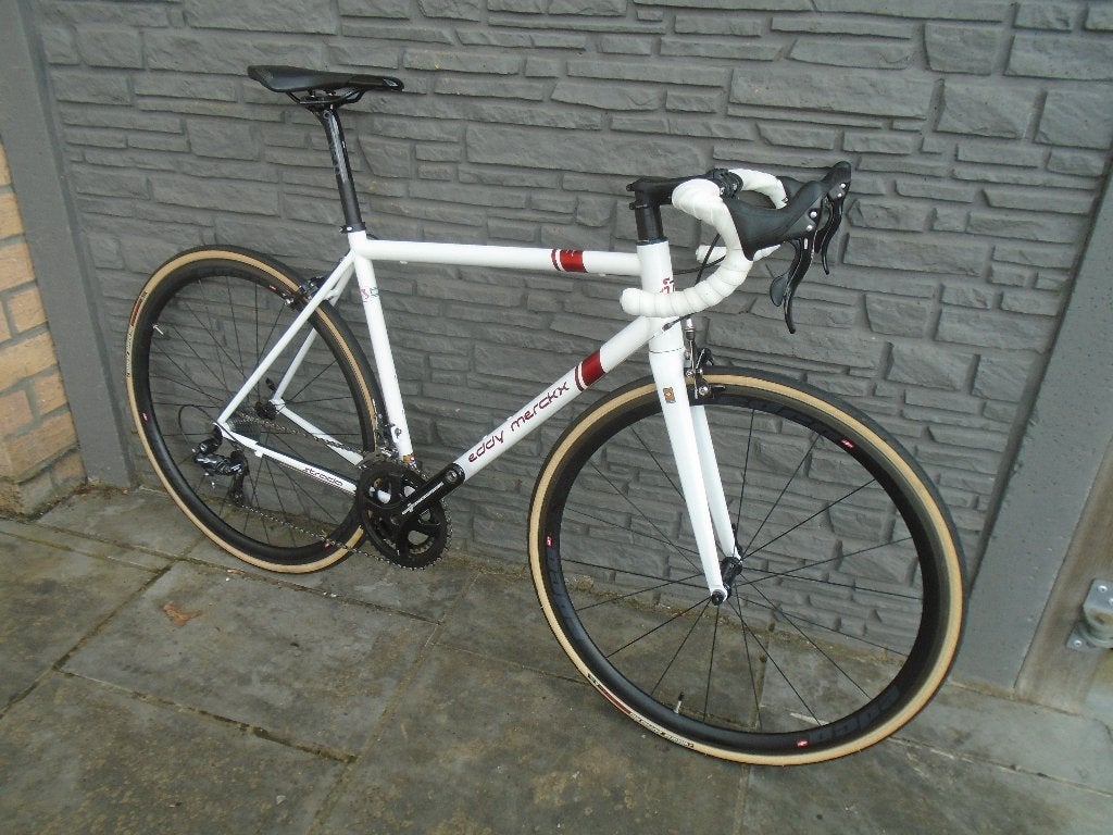 Eddy Merckx ,staal ! retro 'FAEMA' look, nieuwstaat, 1750€, Frein sur jante, 49 à 53 cm, Enlèvement, 28 pouces