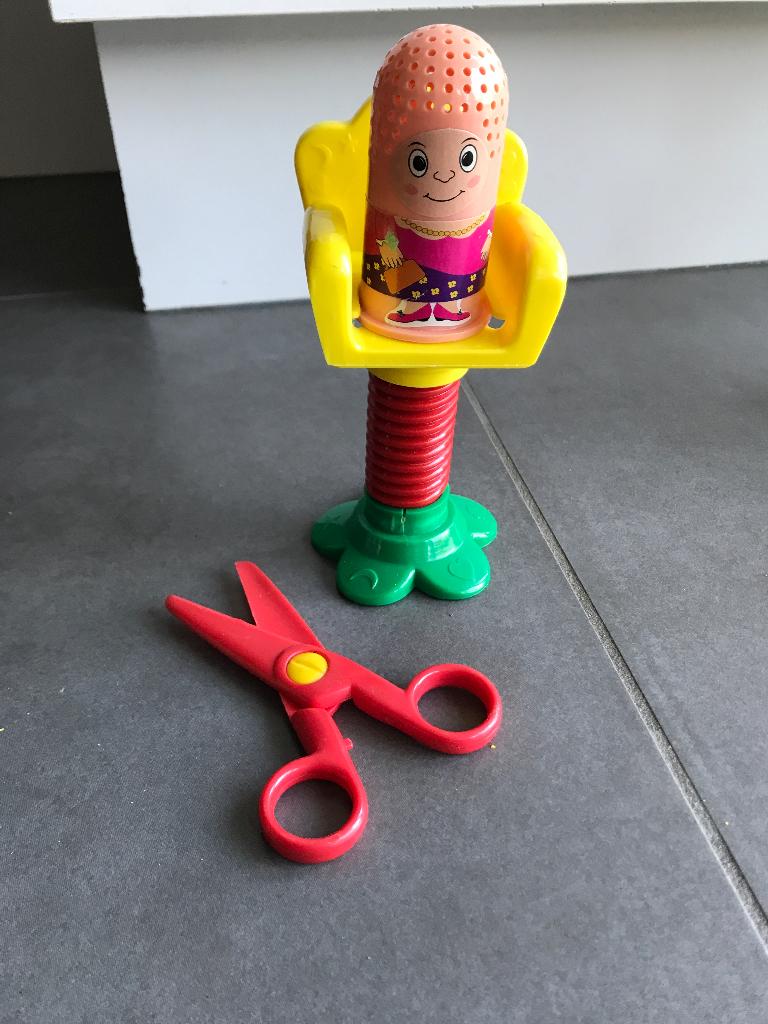 Plasticine Play doh kapperstoel, Kinderen en Baby's, Ophalen, Gebruikt, Knutselen