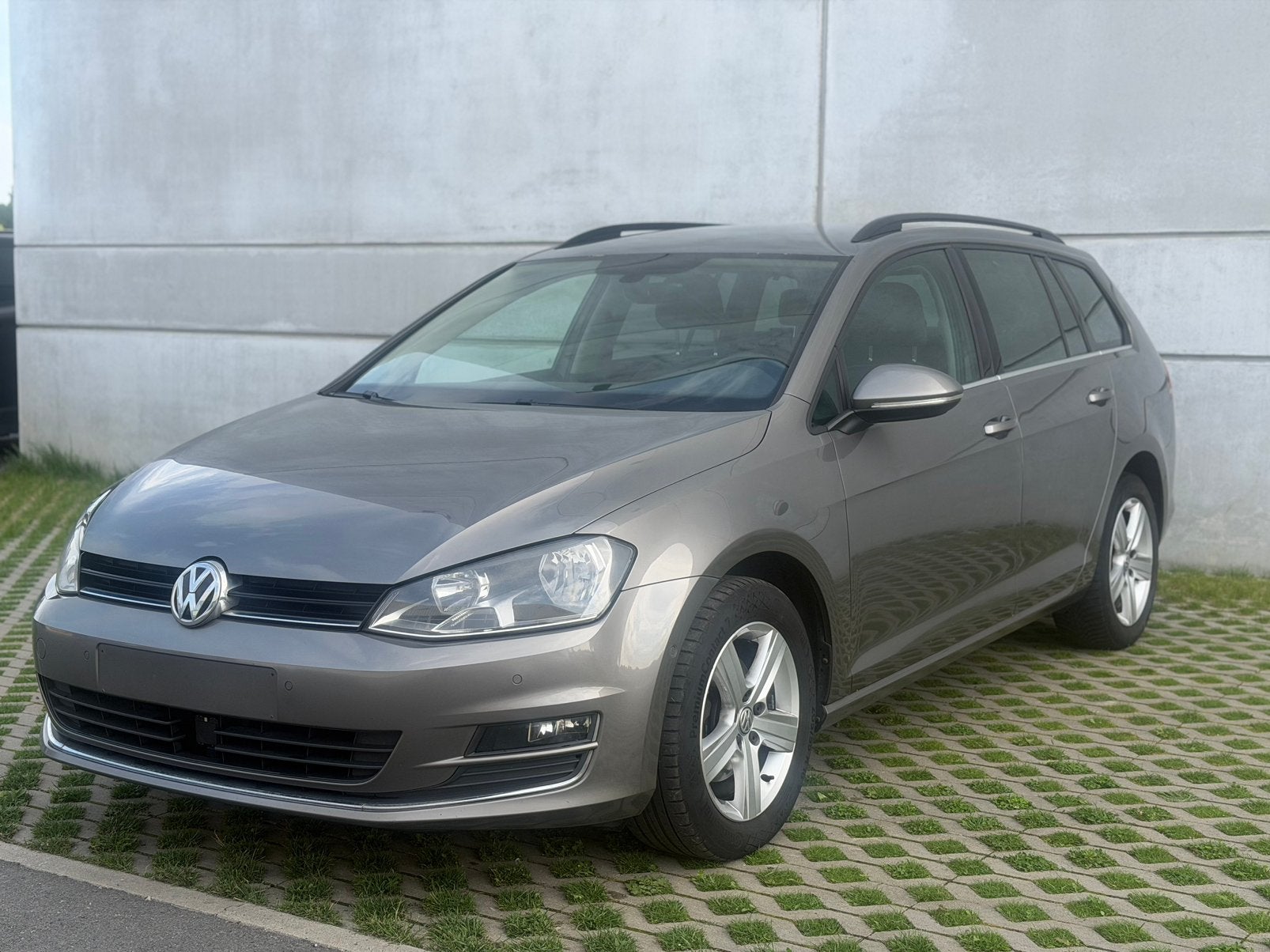 Volkswagen Golf 7 Variante 1.6TDI Highline/2016, Argent ou Gris, Achat, Euro 6, 5 portes