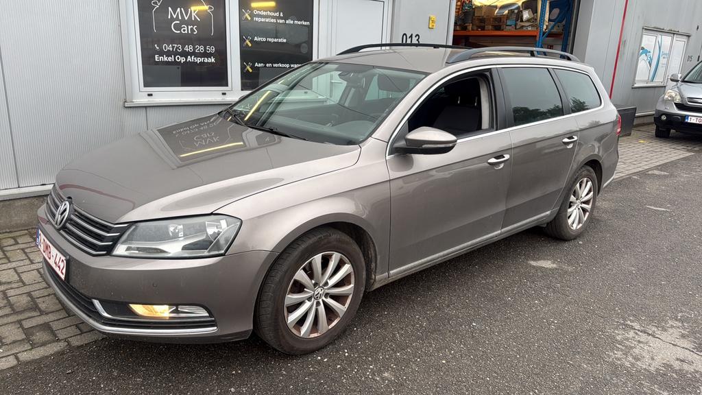 Passat 1.6 TDI, Autos, Euro 5, Boîte manuelle, Noir, 5 portes