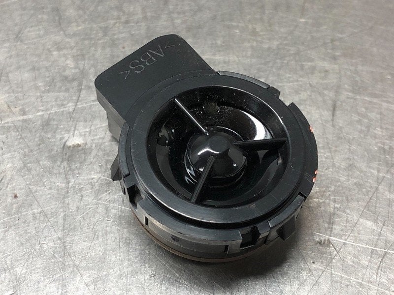 HAUT PARLEUR / ENCEINTE Mazda MX-5 (ND) (|GS1D66960|), Hitdorfer Straße 73
51371  Leverkusen, DE, Mazda, Utilisé, Info@mazda.de