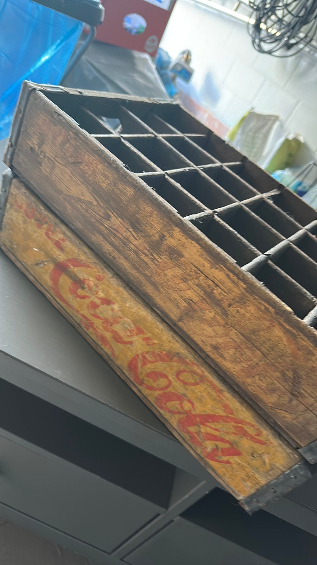 2 antieke bakjes coca cola, Ophalen, Gebruikt