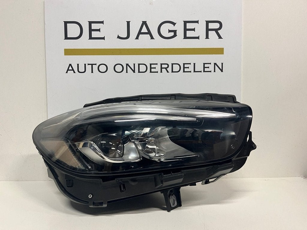 B KLASSE W247 HIGH PERFORMANCE KOPLAMP W2479062603KZ RECHTS, Auto-onderdelen, Gebruikt, Mercedes-Benz AG, Mercedes-Benz, Mercedesstrasse 120
70372  Stuttgart, DE