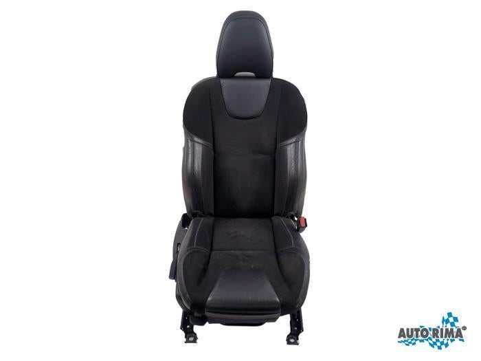 Siège droit d'un Volvo V60, -, 3 mois de garantie, -, -