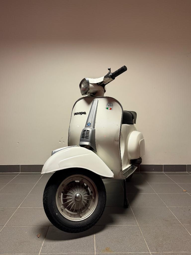 Vespa 50 Special I 1973 I Handschakel (3) I Geel Kenteken, Vélos & Vélomoteurs, Scooters | Vespa, Autres modèles, Enlèvement ou Envoi