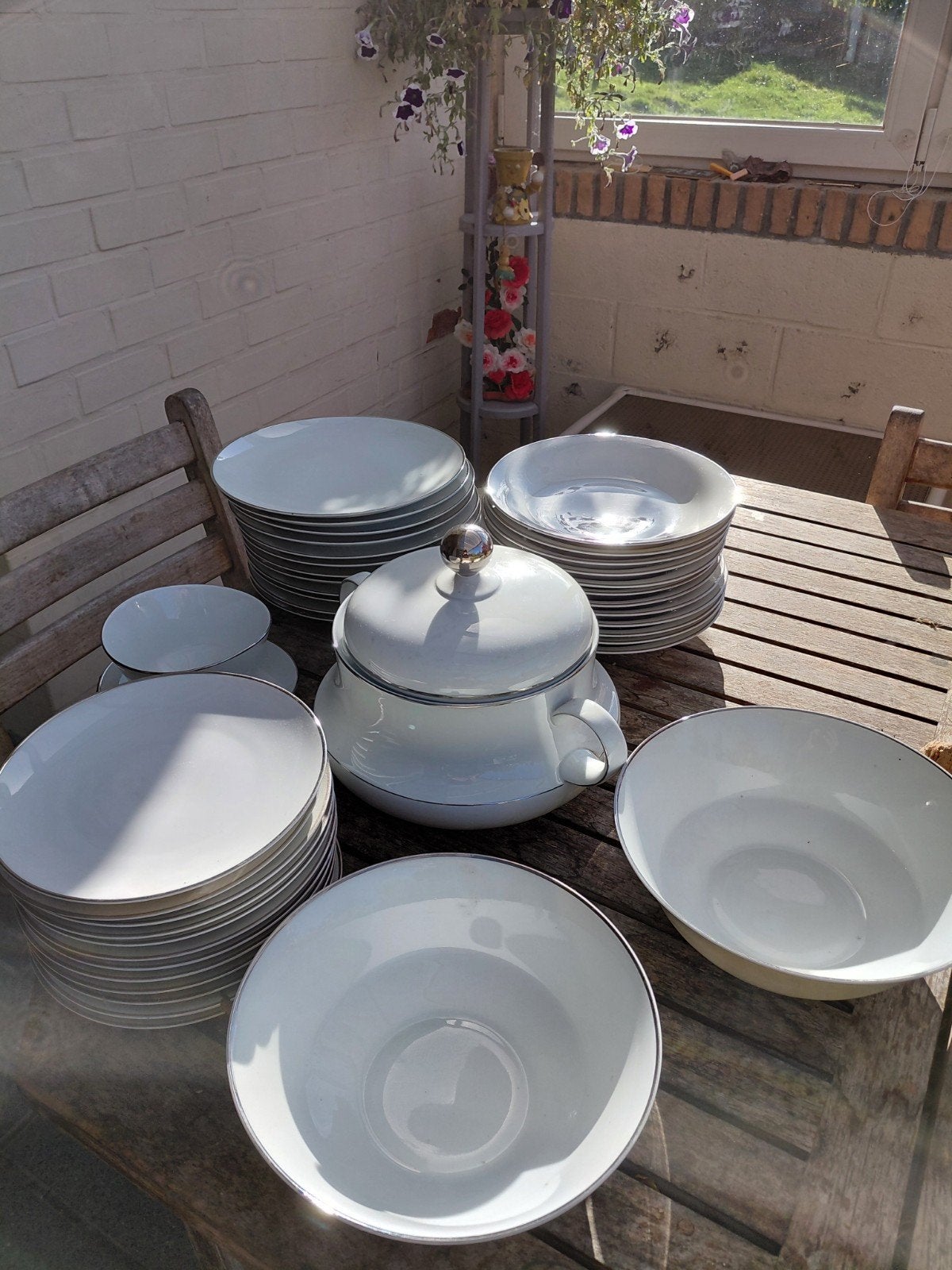 Eetservies, Ophalen