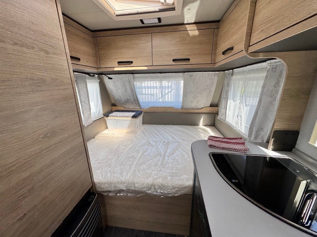 Weinsberg CaraOne 400 LK, Caravans en Kamperen, Vast bed, Tot en met 2, Bedrijf, Treinzit