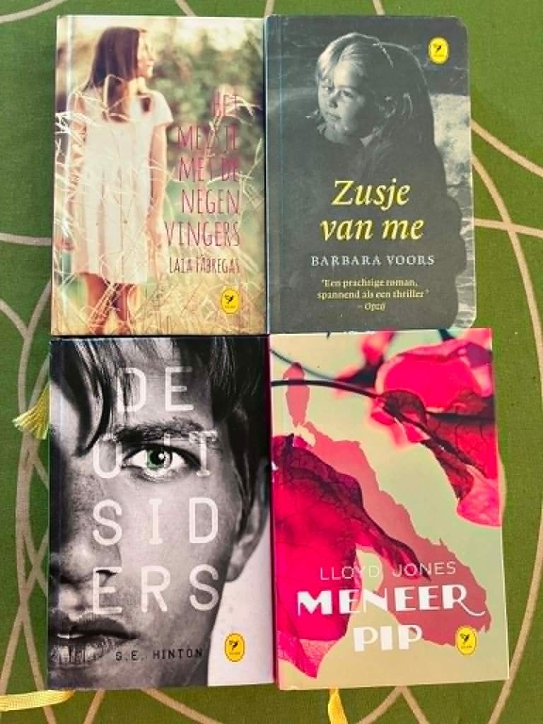 Colibri- miniboeken - pakket van 4 - als nieuw !, Boeken, Ophalen of Verzenden, Zo goed als nieuw