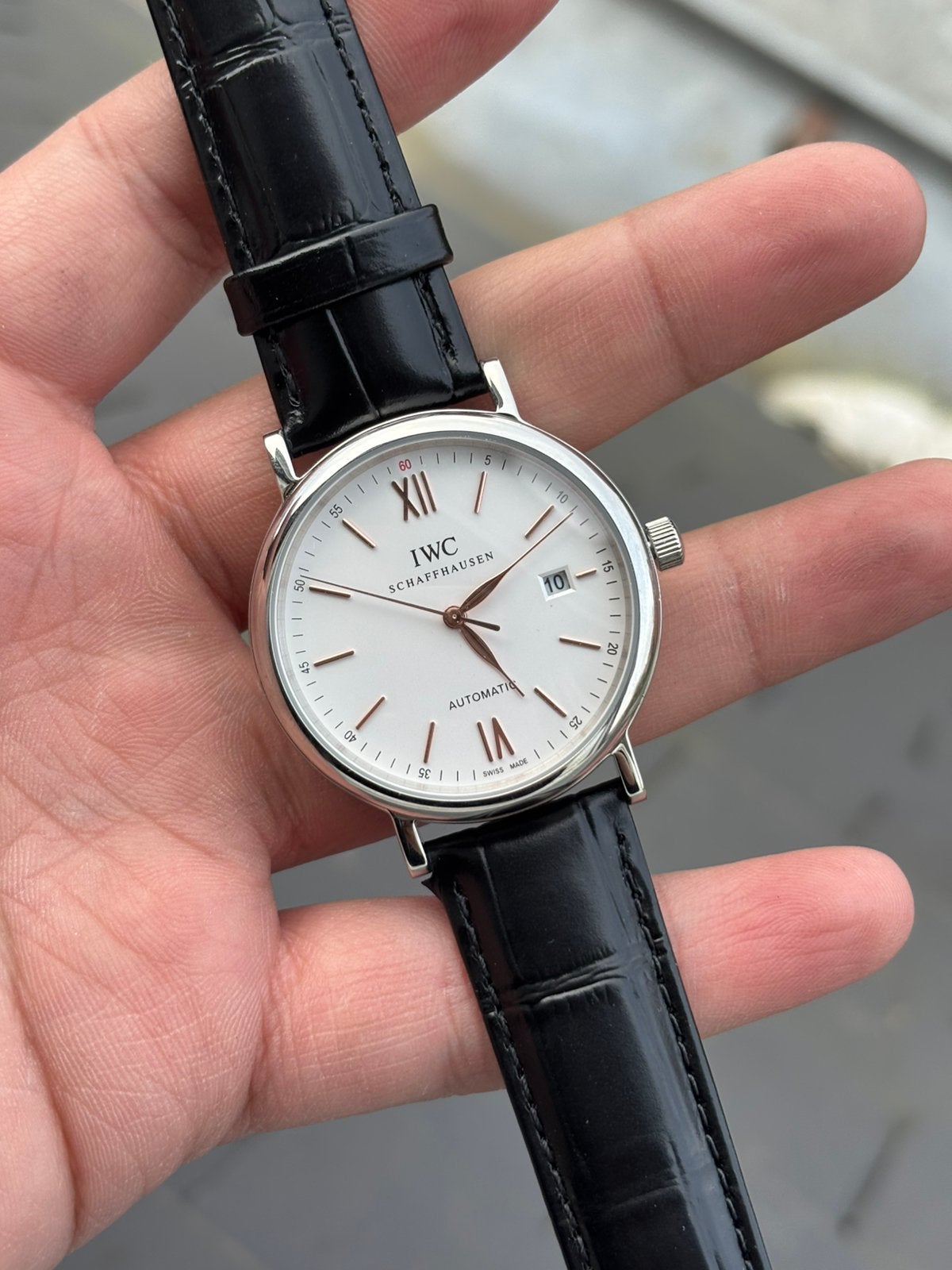 Iwc 150 years, Enlèvement
