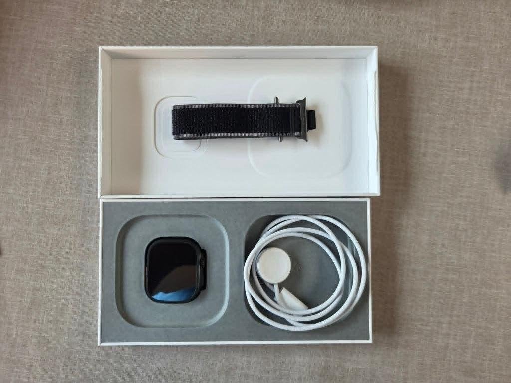 Apple Watch Ultra 3 GPS zwart horloge van 49 mm, Handtassen en Accessoires, Smartwatches, Zwart, Apple Watch, IOS, Nieuw