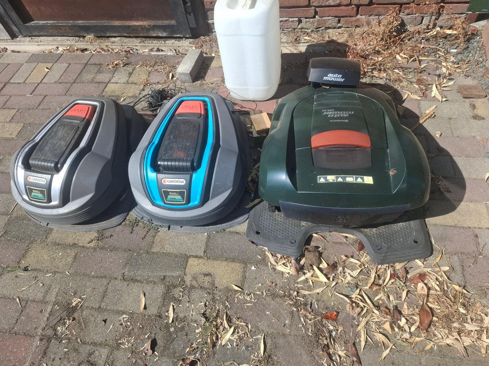 Robotmaaier 3 x, Ophalen