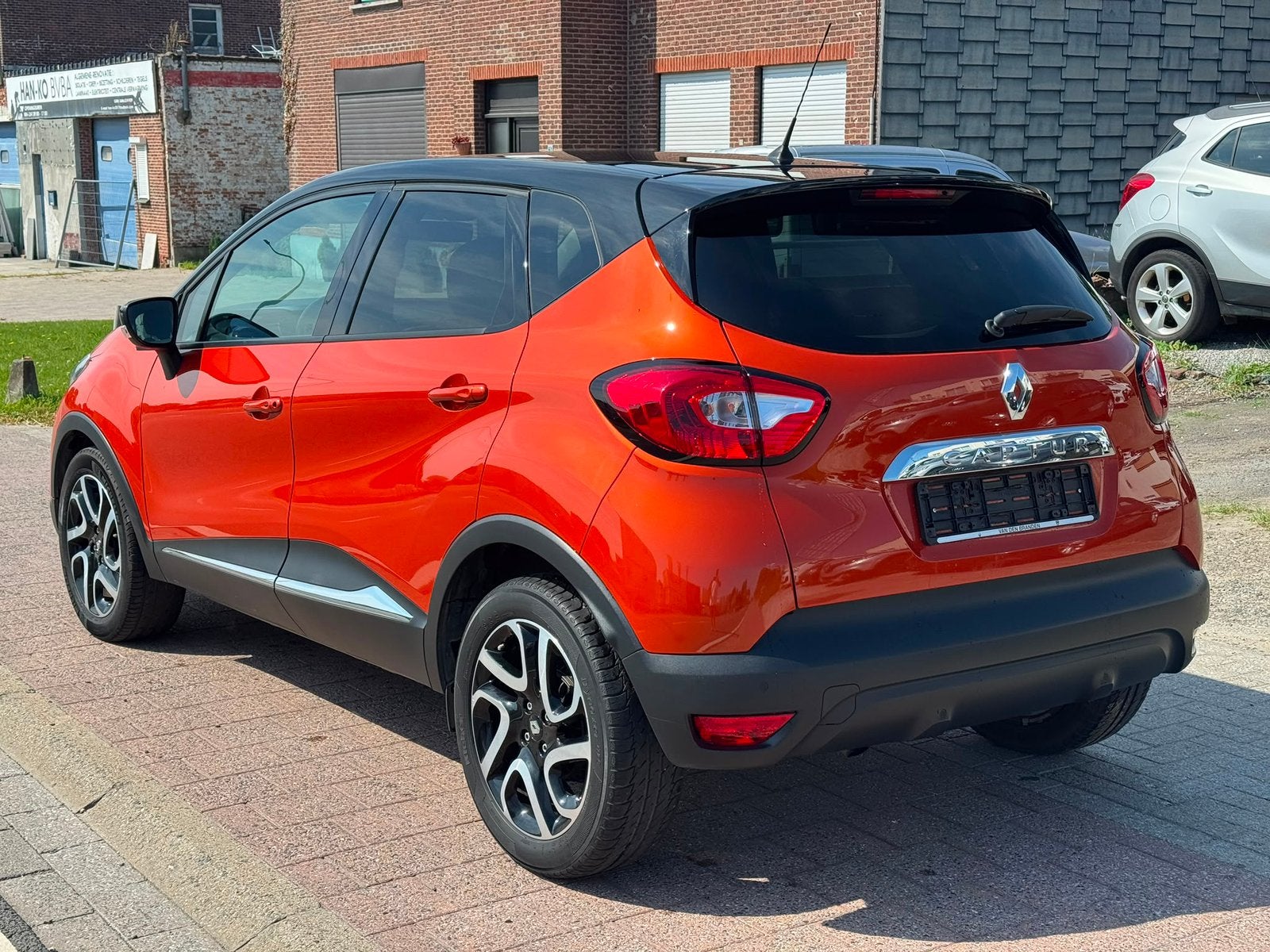 Renault Captur 1.2 Essence* Automatique* 92 000 km* 88 kW*, Achat, Entreprise, Entretenue par le concessionnaire, 5 portes