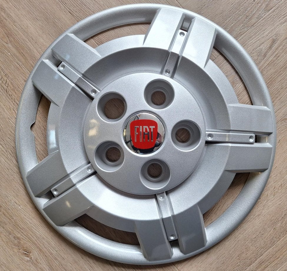 Wieldop Fiat Ducato rood 16 inch (onder wielbouten) (set van
