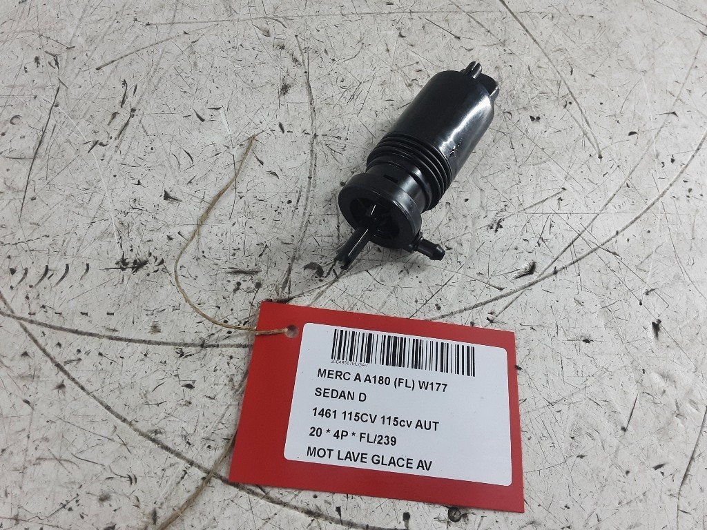 RUITENSPROEIERPOMP VOOR A Limousine (177.1) (1012195), Gebruikt, Mercedes-Benz, Dialog.mb@mercedes-benz.com, Mercedes-Benz AG