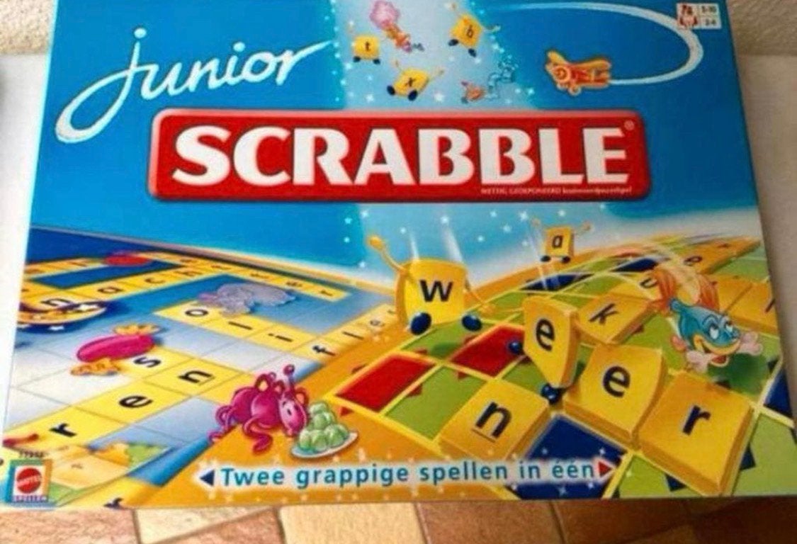 Scrabble Junior bordspel zo goed als nieuw, Ophalen of Verzenden, Zo goed als nieuw