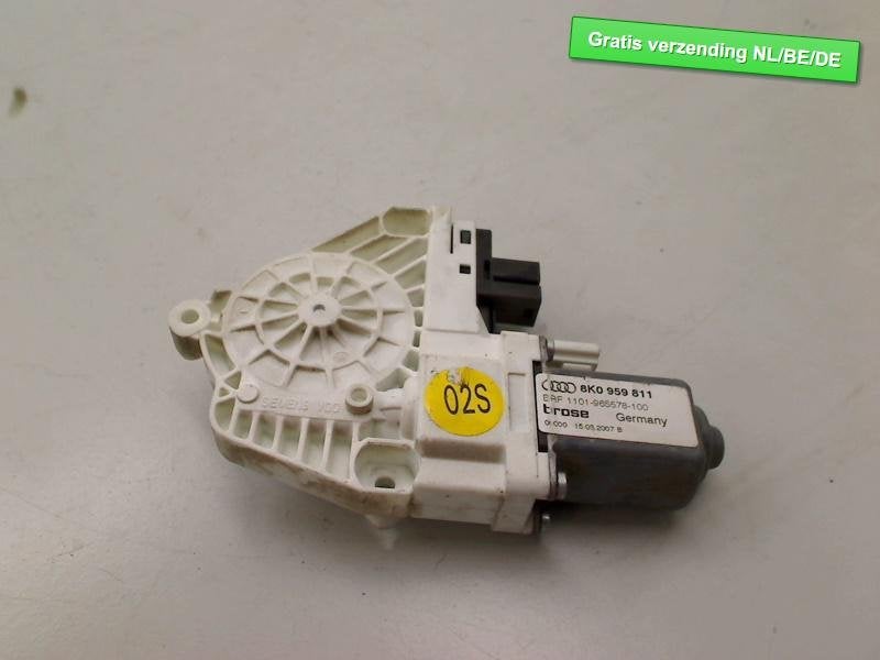 MOTEUR LEVE VITRE ELECTRIQUE AVANT GAUCHE A4 Avant (B8), Auto-Union-Straße  1,
85057  Ingolstadt, DE, Gauche, Info@audi.de, Audi