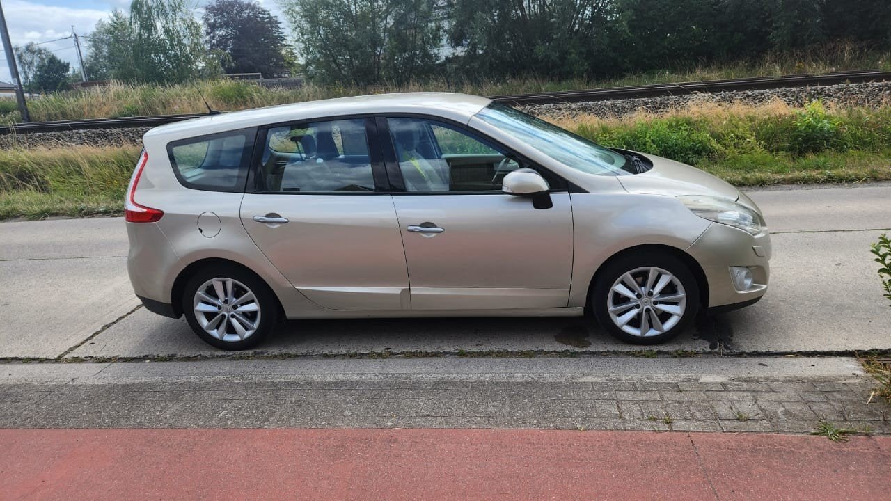 Moie auto. Nice car , bon voiture, Auto's, Automaat, Particulier, Te koop, Benzine