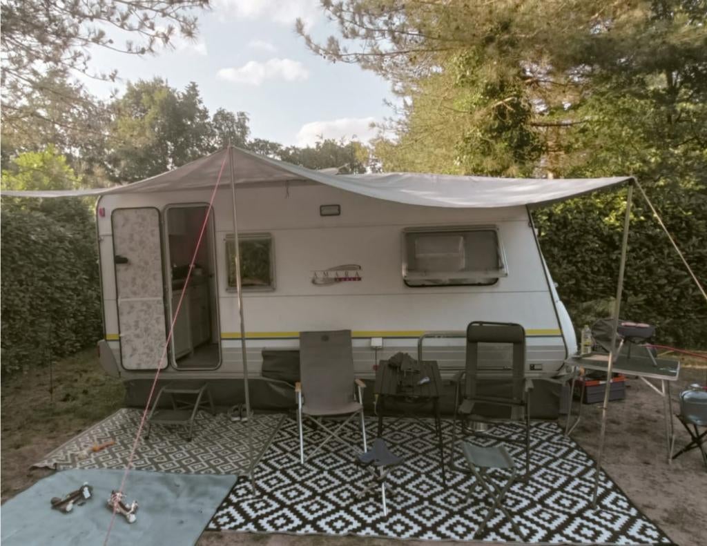 Mooie Bürstner caravan gepimpt / instapklaar/ mover/ tenten, Standaardzit, Dwarsbed, Particulier, Bürstner