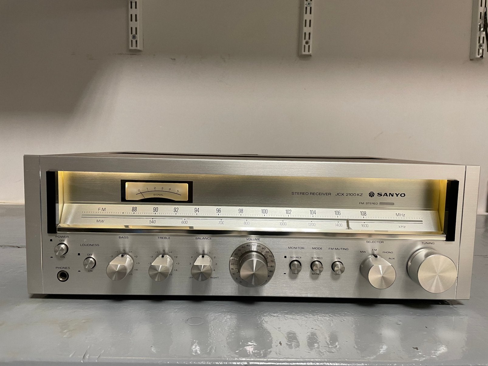 Sanyo vintage receiver, Ophalen, Zo goed als nieuw, Stereo