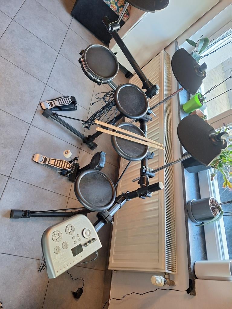 Electronisch drumstel fusion 730, Ophalen, Gebruikt, Overige merken