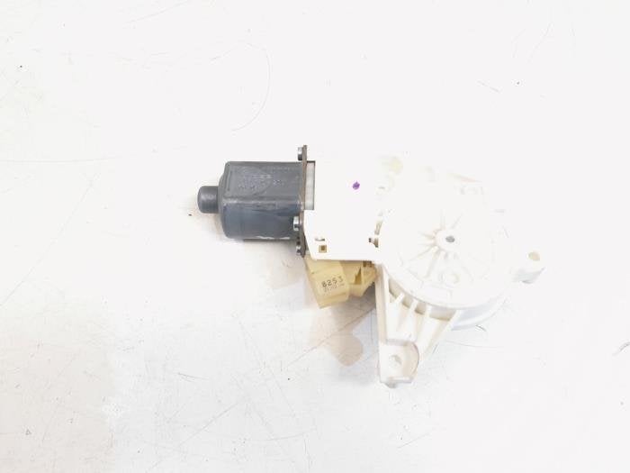 Moteur de vitre portière d'un Mercedes ML-Klasse, Autos : Pièces & Accessoires, Carrosserie & Tôlerie, Mercedes-Benz, Utilisé