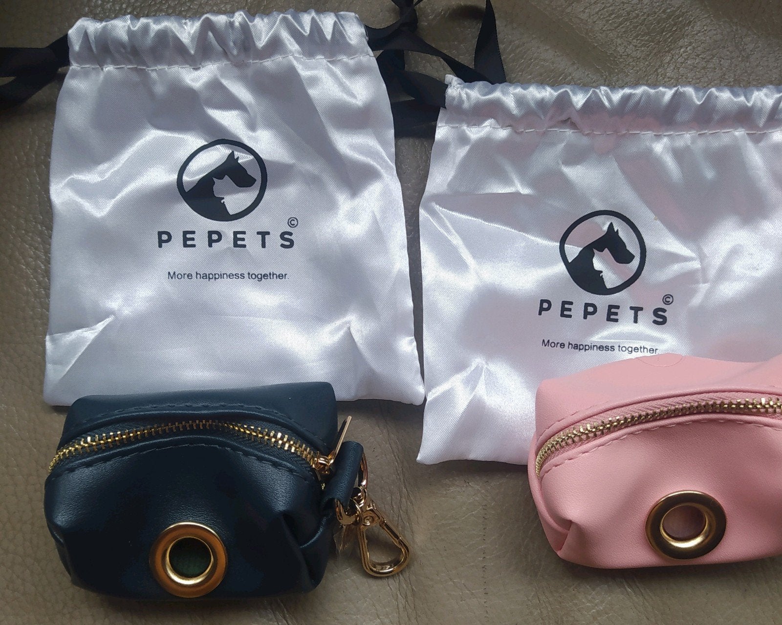 porte-sac à crottes pour chien, marque Pepets, NOUVEAU, skai, Enlèvement ou Envoi