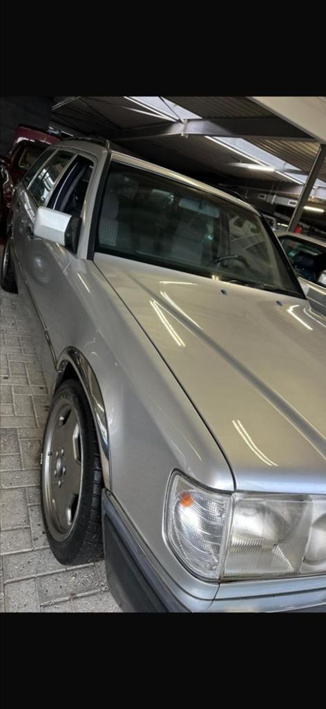Mercedes 230 TE, Auto's, Mercedes-Benz, Stof, Open dak, 4 cilinders, 2294 cc