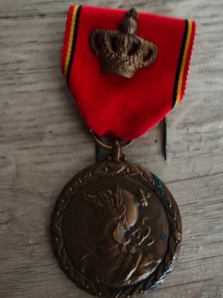 Médaillés La Belgique Couronnée, Ophalen of Verzenden