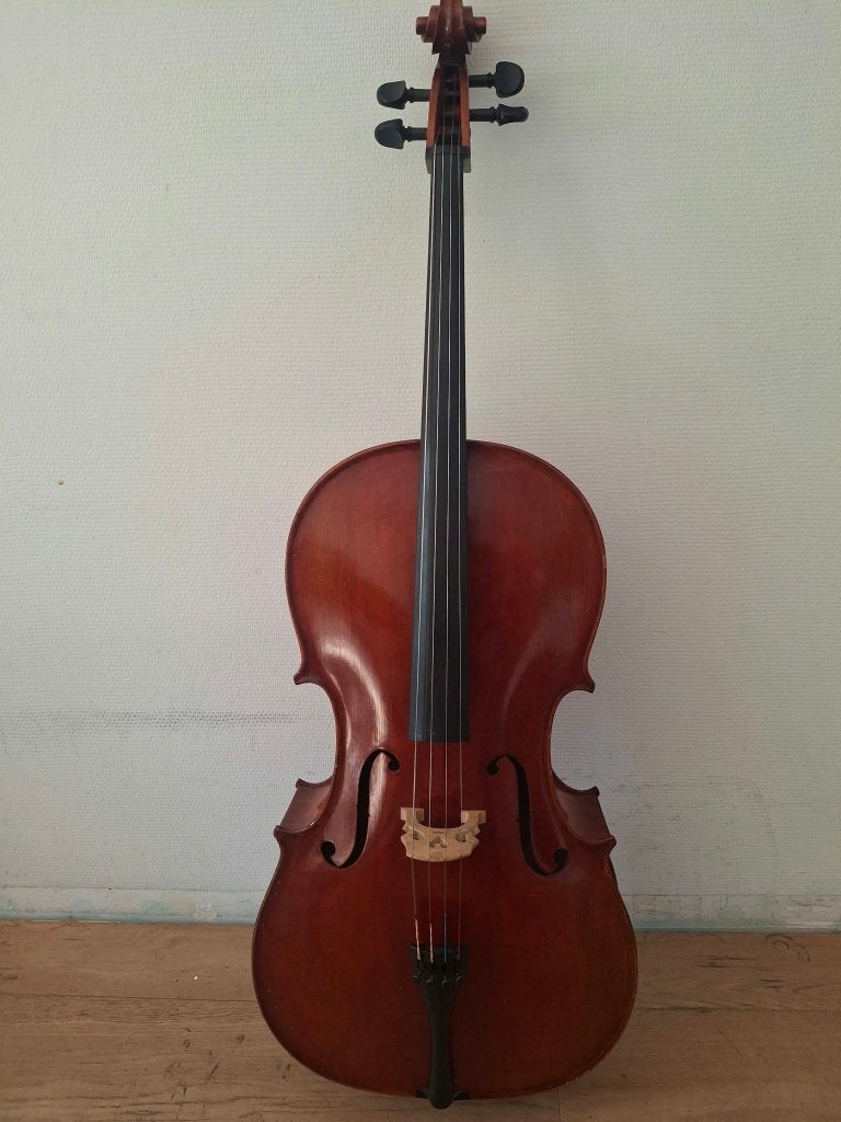 mooie handgebouwde cello met strijkstok en koffer, Muziek en Instrumenten, Ophalen, Zo goed als nieuw, 4/4-cello, Met koffer