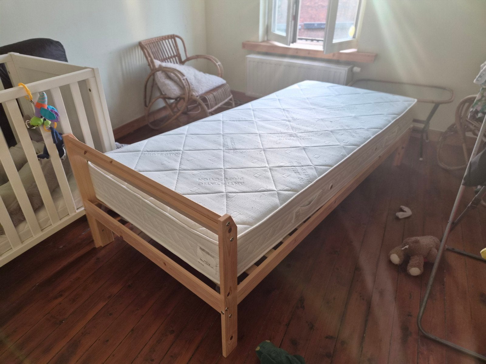 bed te koop kinder/studentenkamer, Huis en Inrichting, Ophalen