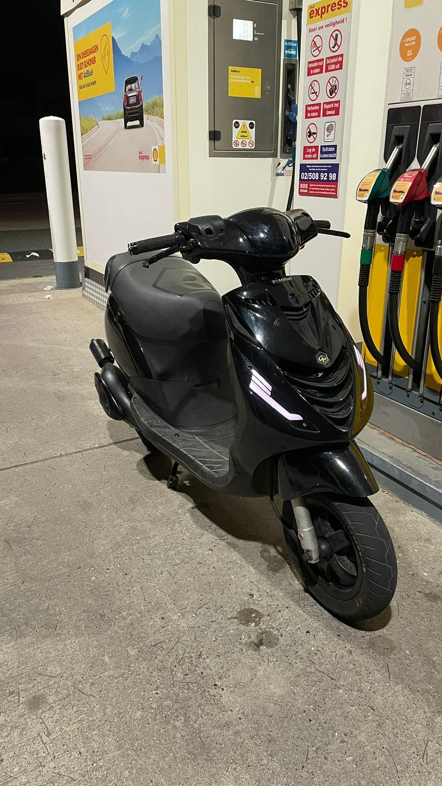 Piaggio Zip - 70cc - 2 temps - ZAPC250. ECHANGE VESPA SPRINT, Zip, 70 cm³, Comme neuf, Enlèvement