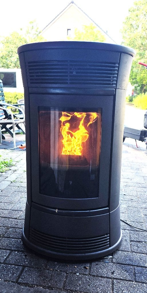 pelletkachel edilkamin funny 11kw kanalisatie, Huis en Inrichting, Kachels, Ophalen, Zo goed als nieuw, Overige brandstoffen, Pelletkachel