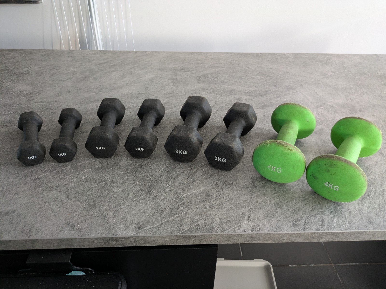 Set d'haltères 1-2-3-4 kg, Enlèvement ou Envoi, Utilisé, Haltère
