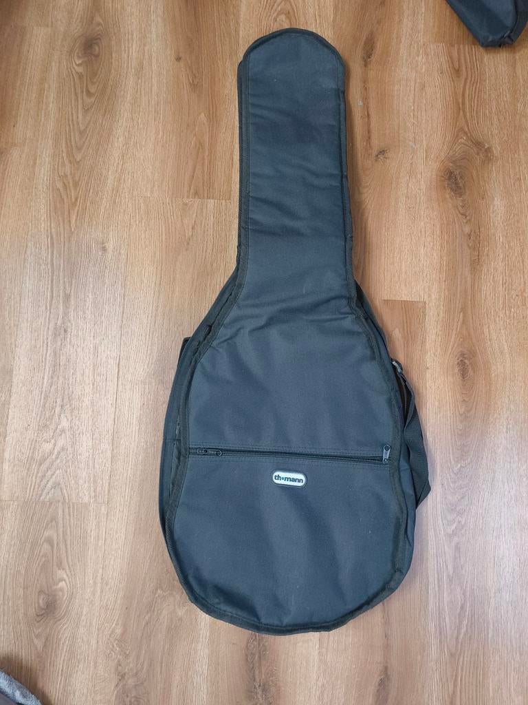 Thomann gitaarkoffer, Muziek en Instrumenten, Ophalen