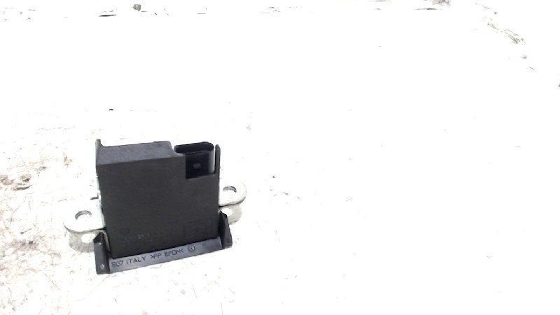 Slot mechaniek kofferdeksel achterklep elektrisch Peugeot Pa, Onderdelen@venauto.nl, Van der Ven Autorecycling B.V., Ettenseweg 76, 4706 PB Roosendaal, The Netherlands