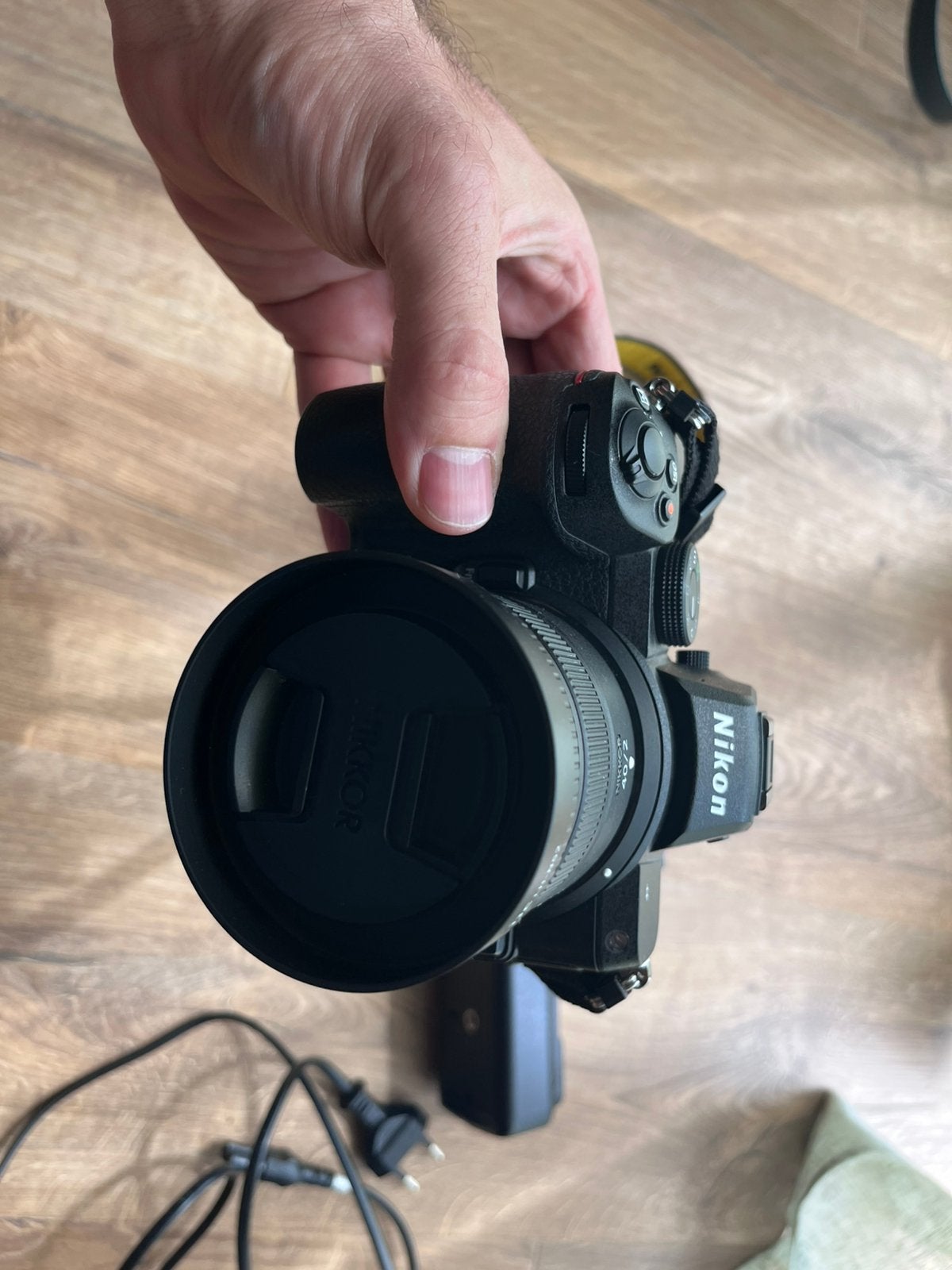 Nikon Z5 body, 40mm f2 lens, battery grip, FtZ adaprer, Enlèvement, Comme neuf, Nikon
