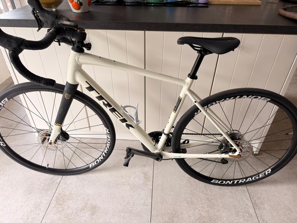 Trek Domane AL 4 Gen 4, Fietsen en Brommers, Ophalen, Zo goed als nieuw, Aluminium