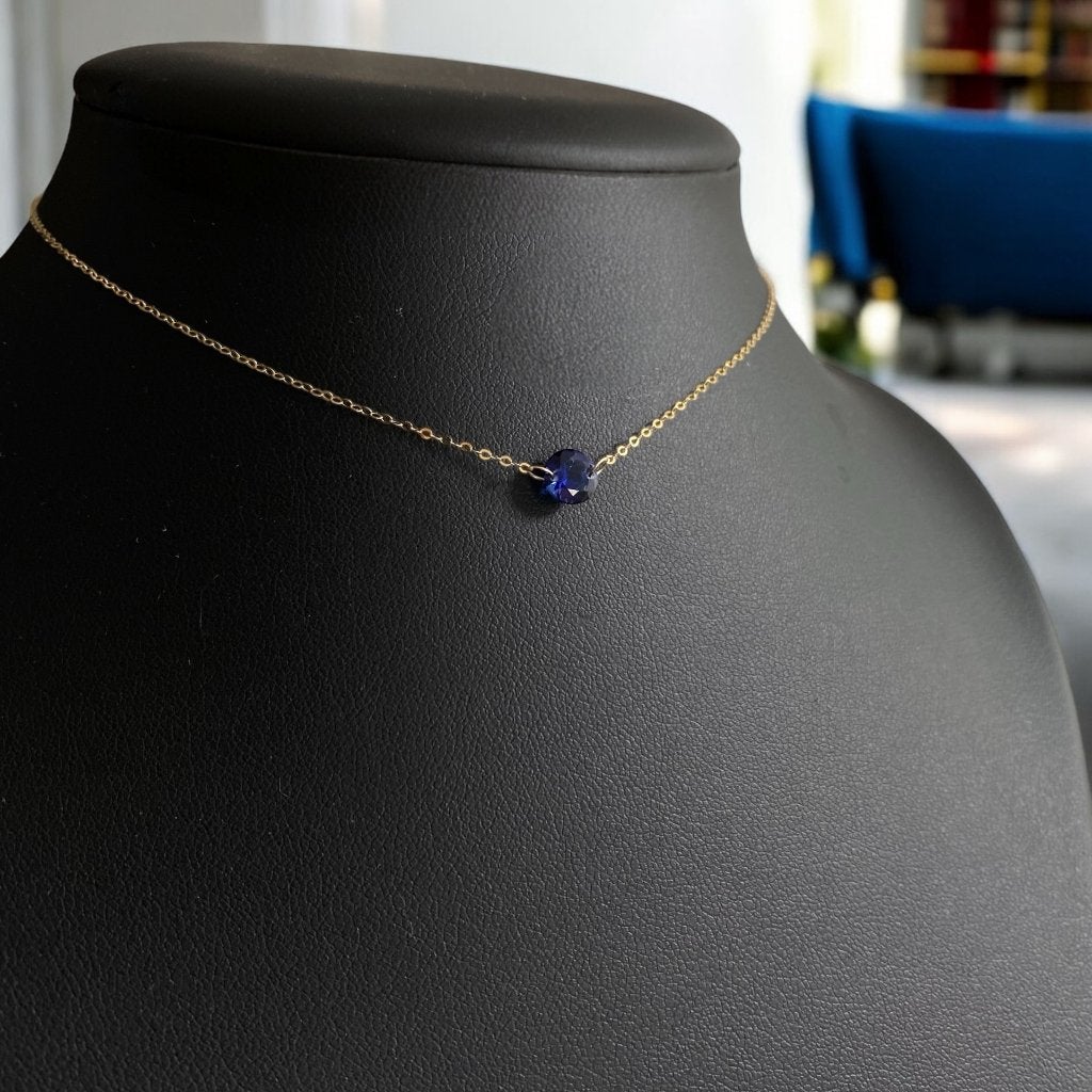 Ketting saffier goud 18K, Blauw, Ophalen of Verzenden, Zo goed als nieuw, Met edelsteen