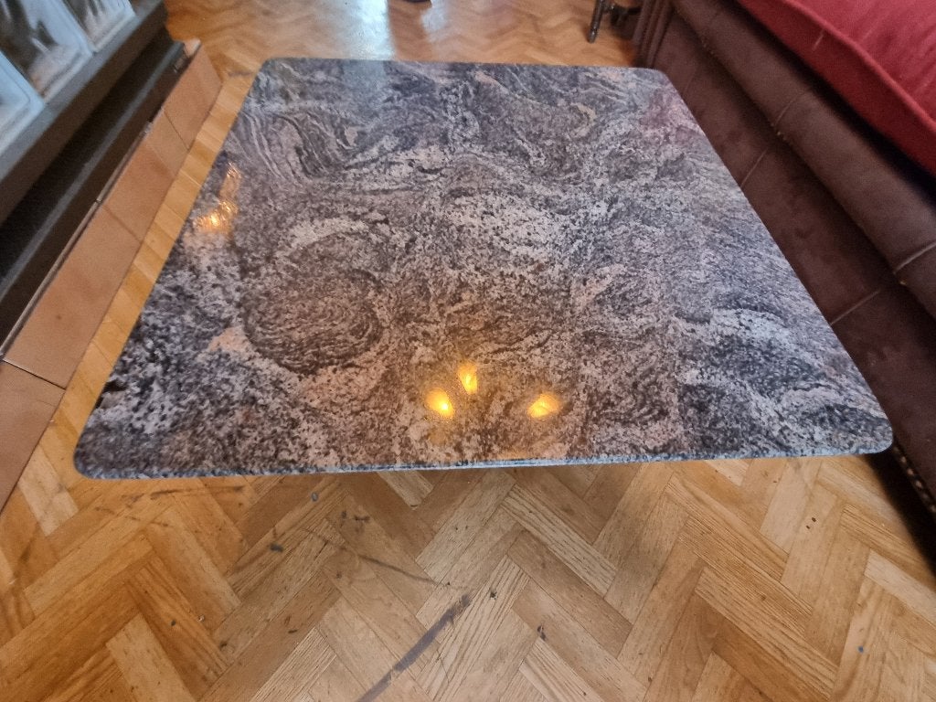 Salontafels graniet, Enlèvement