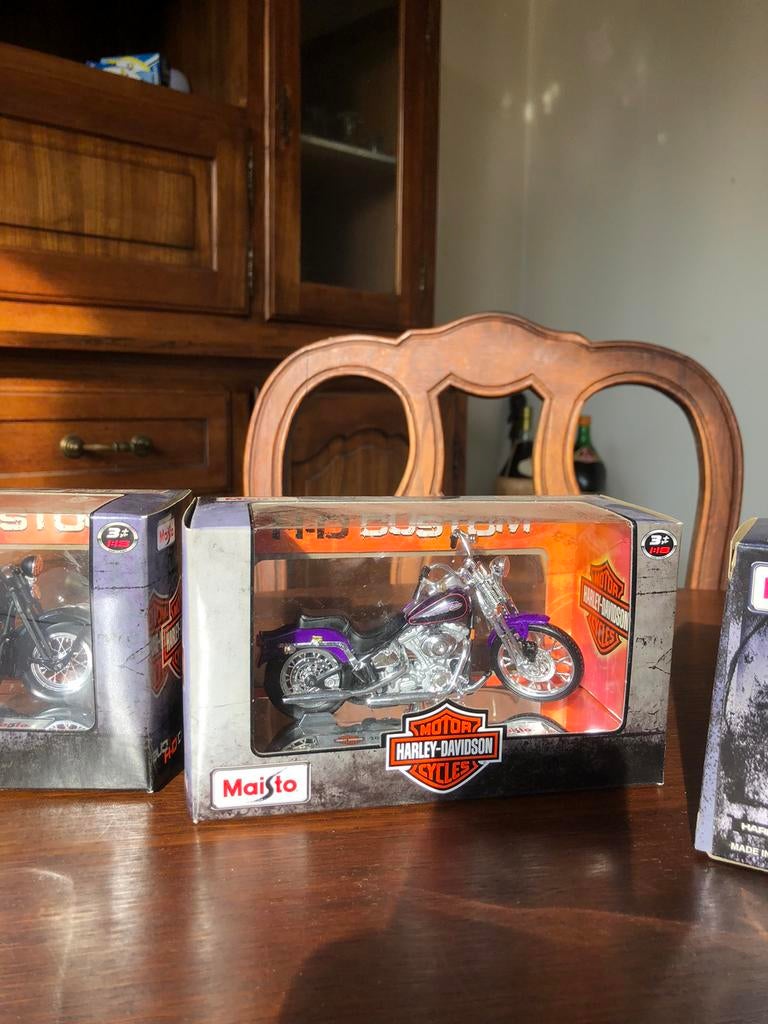 Motos miniature Harley-Davidson, Ophalen of Verzenden, Zo goed als nieuw