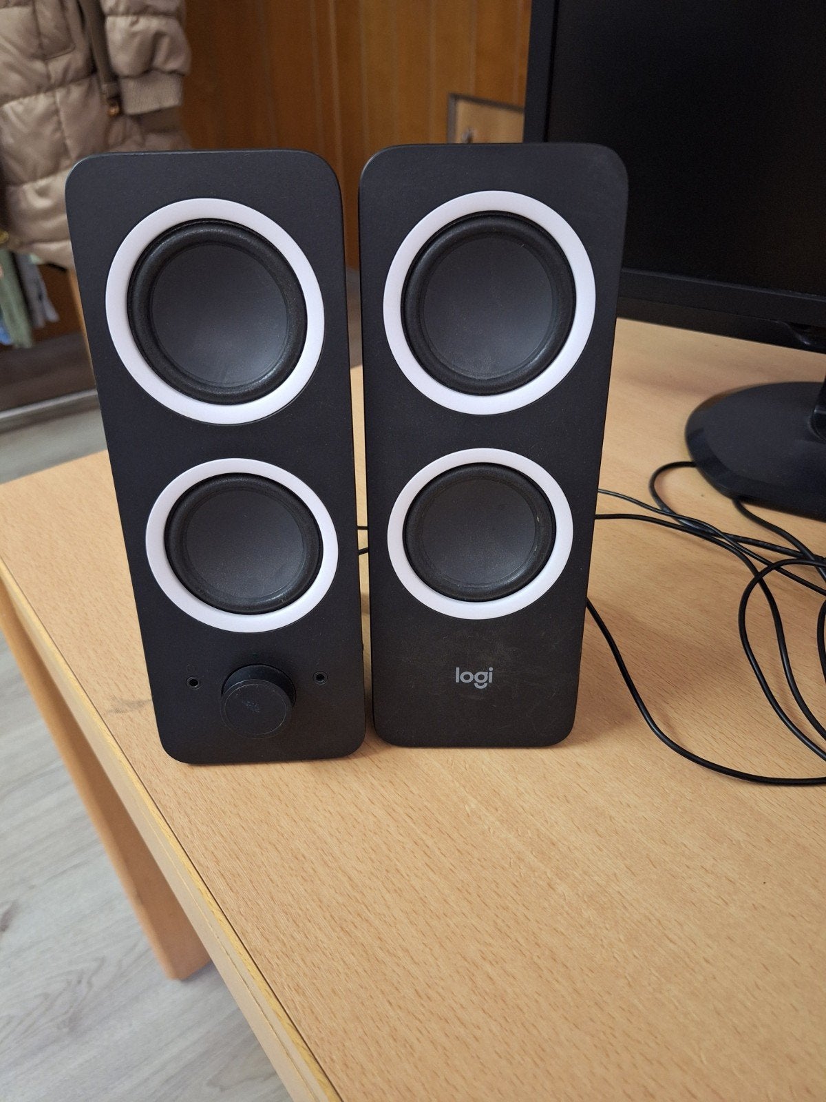 logitech boxen voor pc, Computers en Software, Ophalen of Verzenden, Zo goed als nieuw