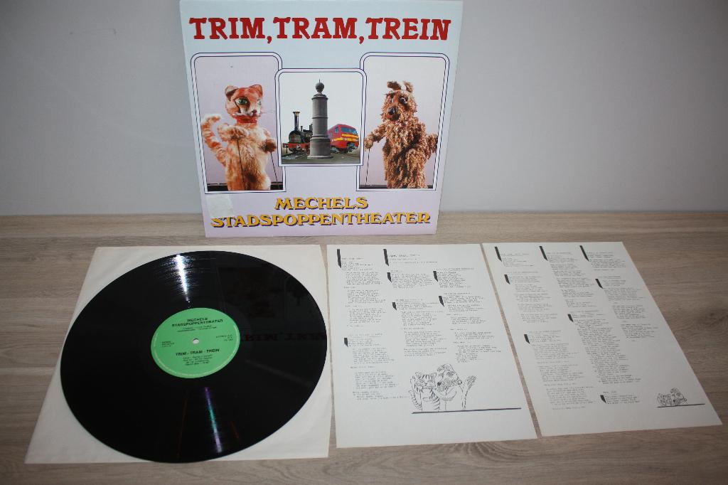 LP Mechels Stadspoppentheater , 1985 , + teksten, 1980 - 1989, Ophalen of Verzenden, Zo goed als nieuw, Inclusief binnenhoes