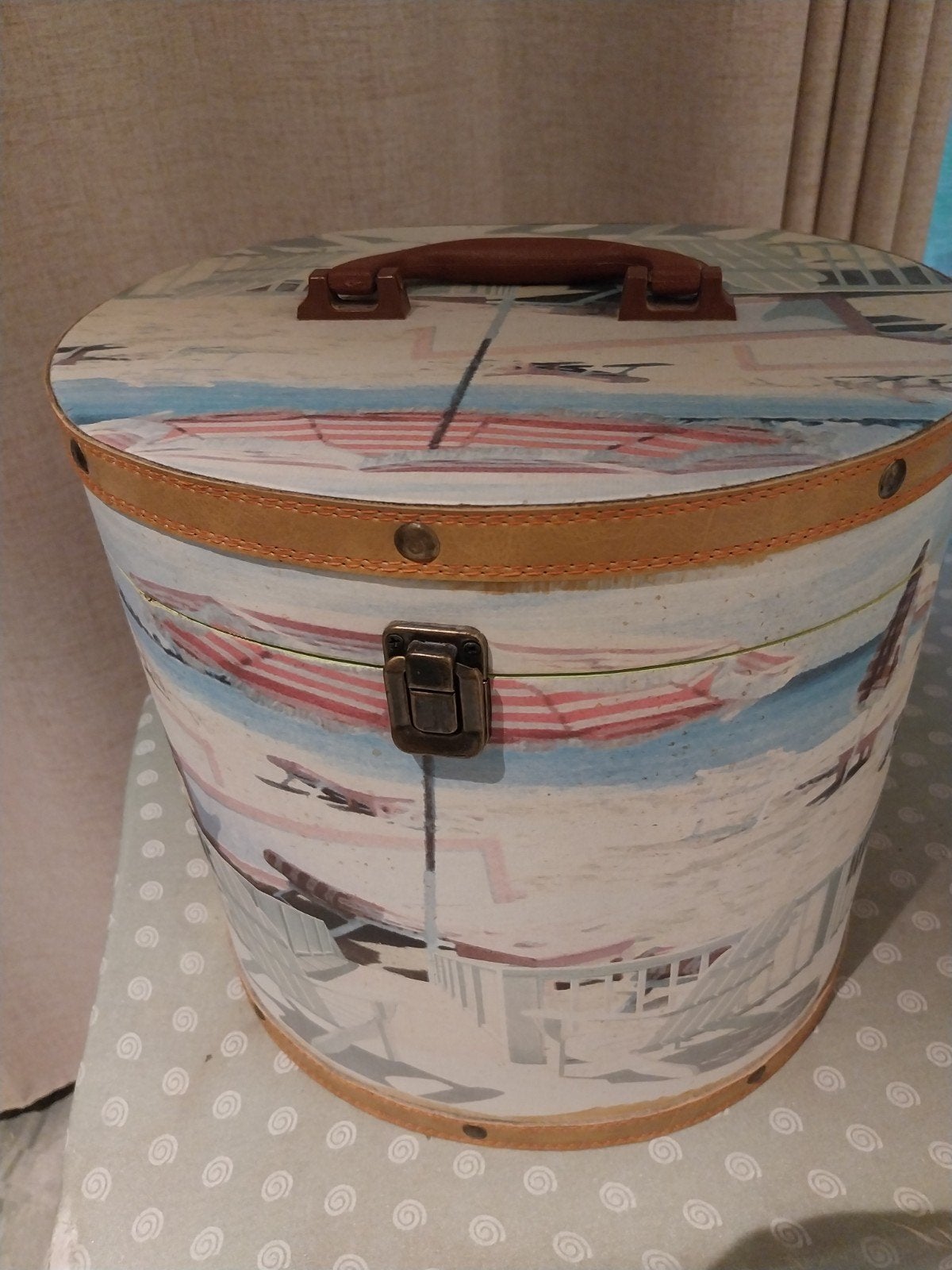 boîte de rangement complètement en ordre, Enlèvement