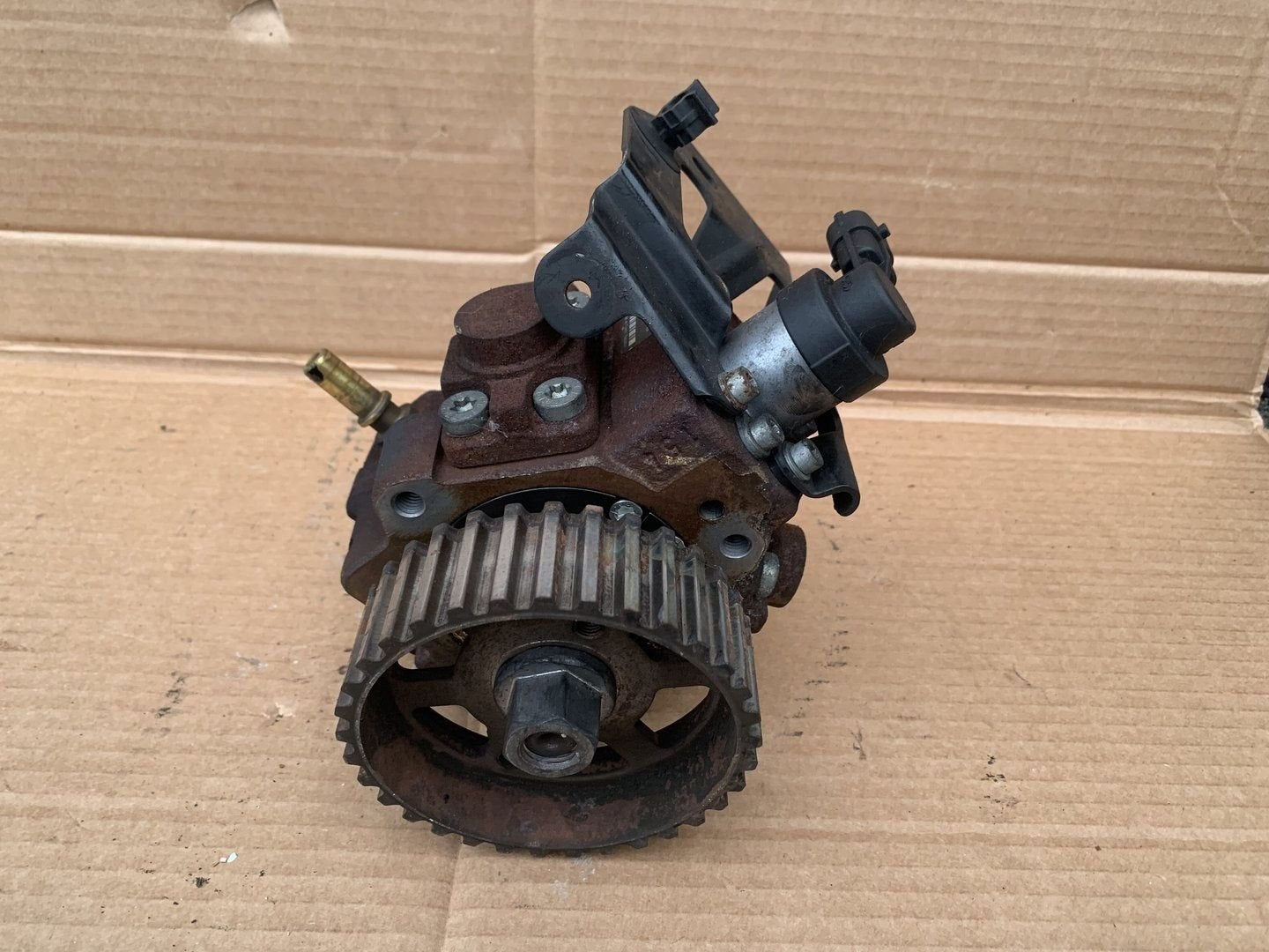 dieselpomp peugeot partner / citroen berlingo 1.6 HDI 2008 +, Citroën, -, Utilisé, -