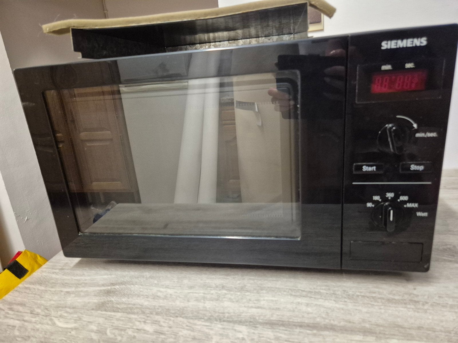 Siemens microgolfoven HF23061 – 900W – zwart, Elektronische apparatuur, Ophalen, Siemens, Draaiplateau