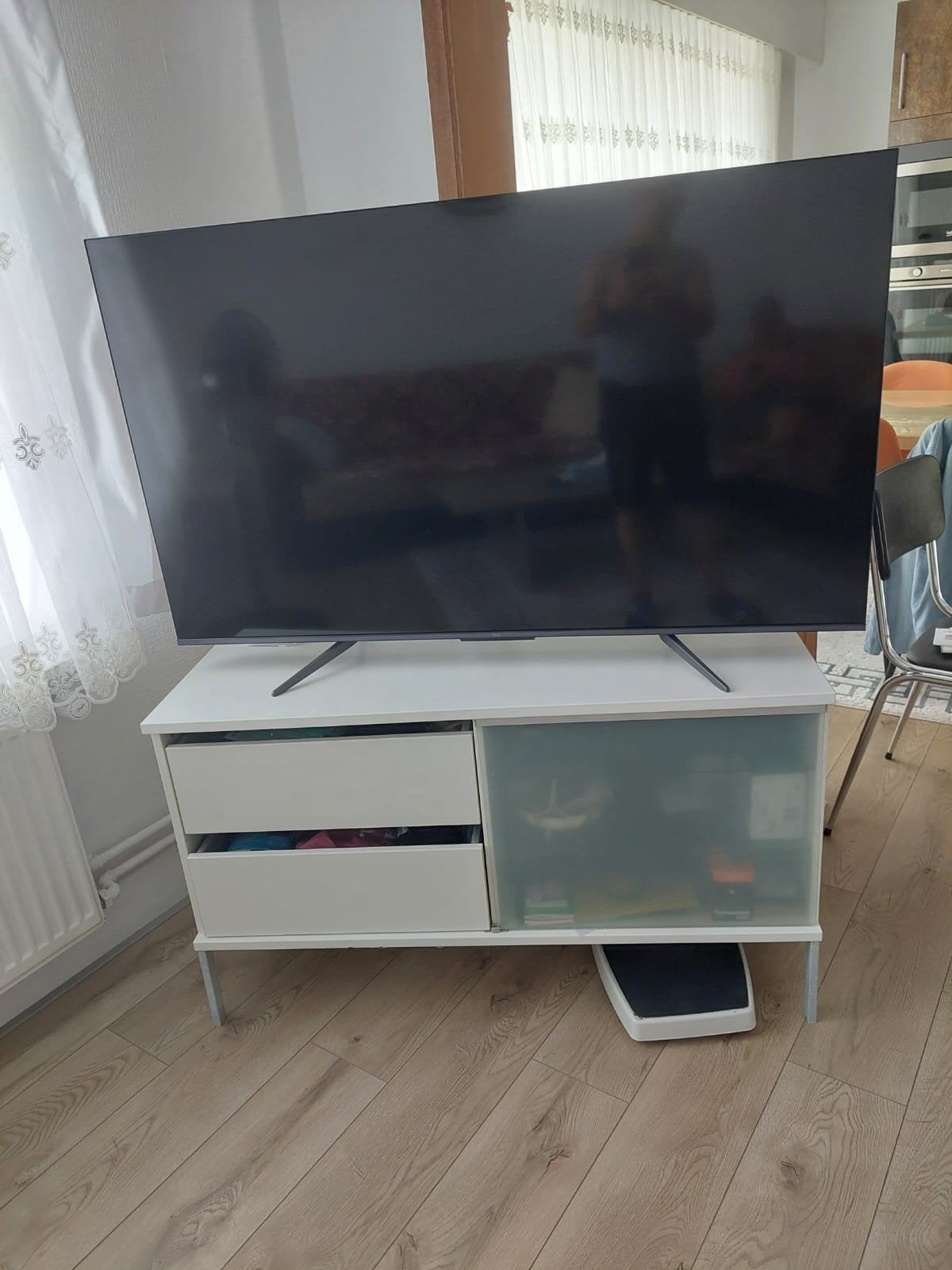 tv kast, Ophalen