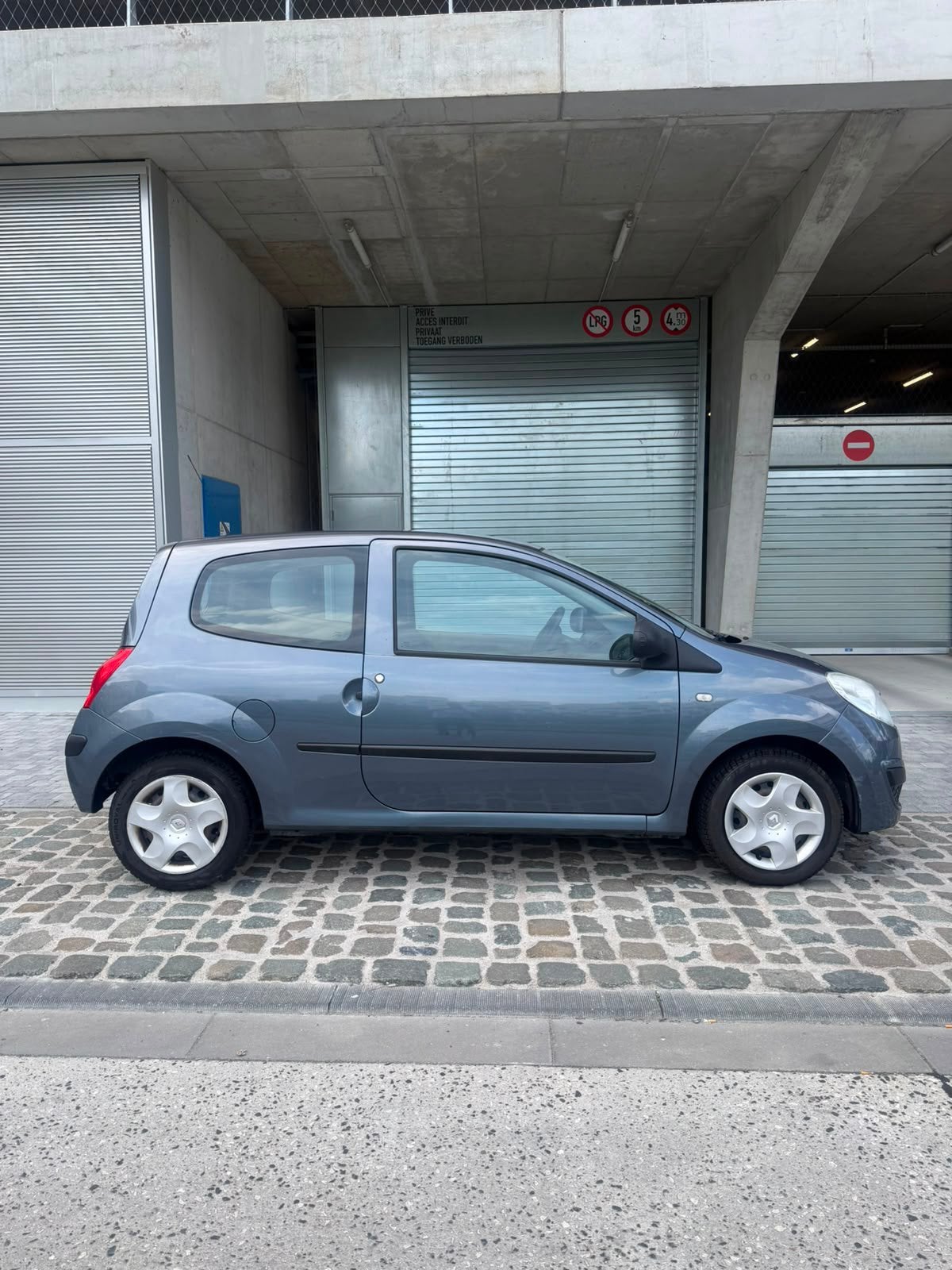 Renault Twingo essence – 84.300 km - prête a immatriculer, Autos, Particulier, Essence, Twingo, Achat