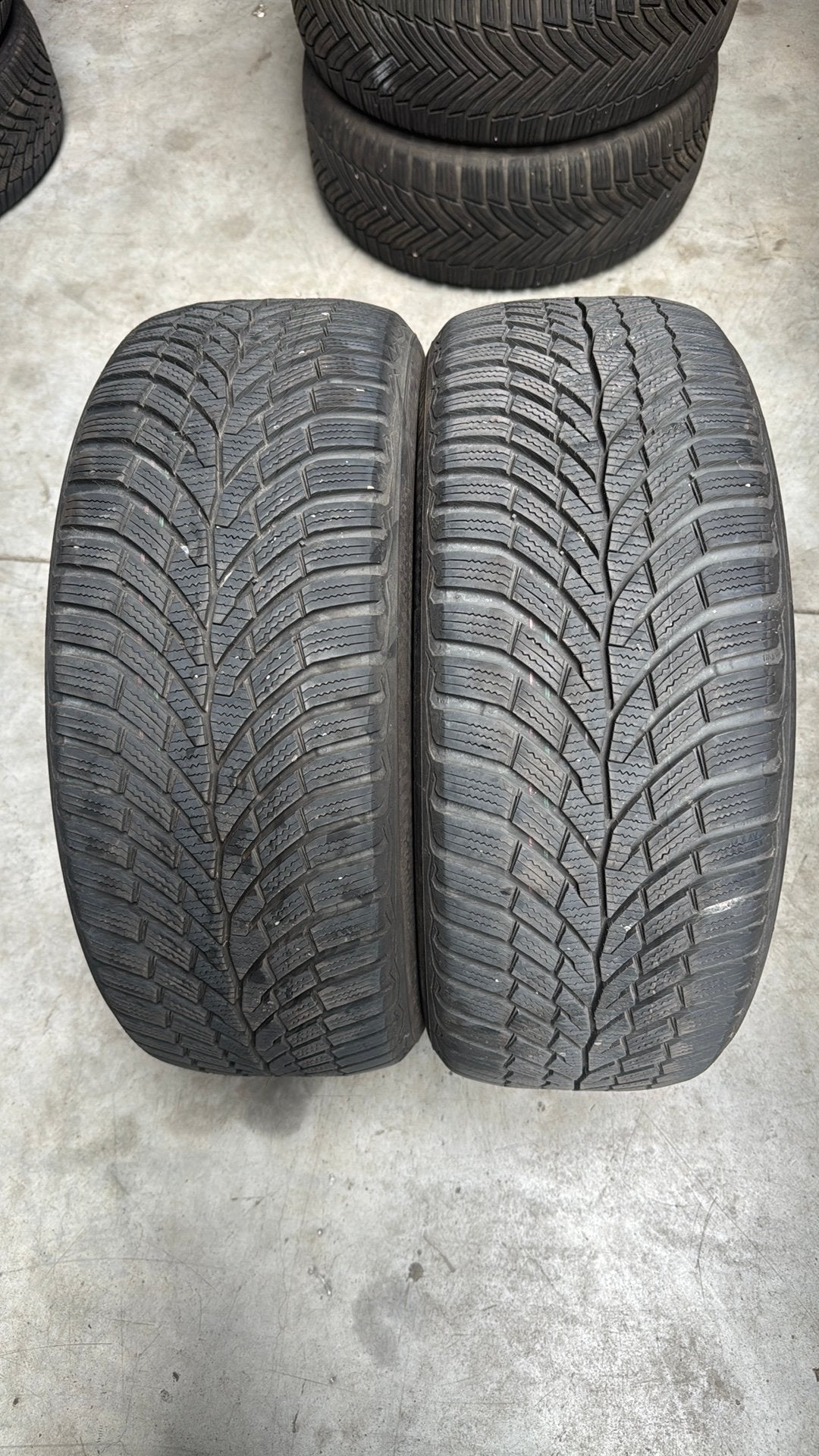 Pneus d'hiver 2255017 225/50/17 225/50R17 marque Continental, Enlèvement