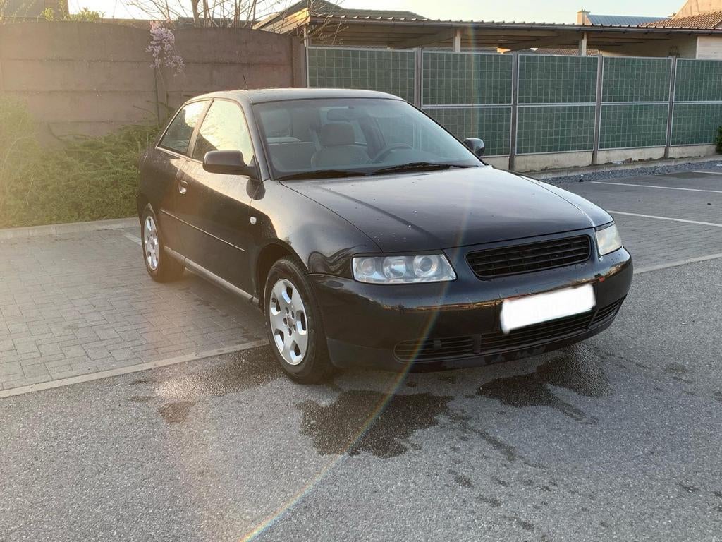 L'Audi A3 roule en bon état sans problème à l'exportation ! , Autos : Divers, Modes d'emploi & Notices d'utilisation, Enlèvement
