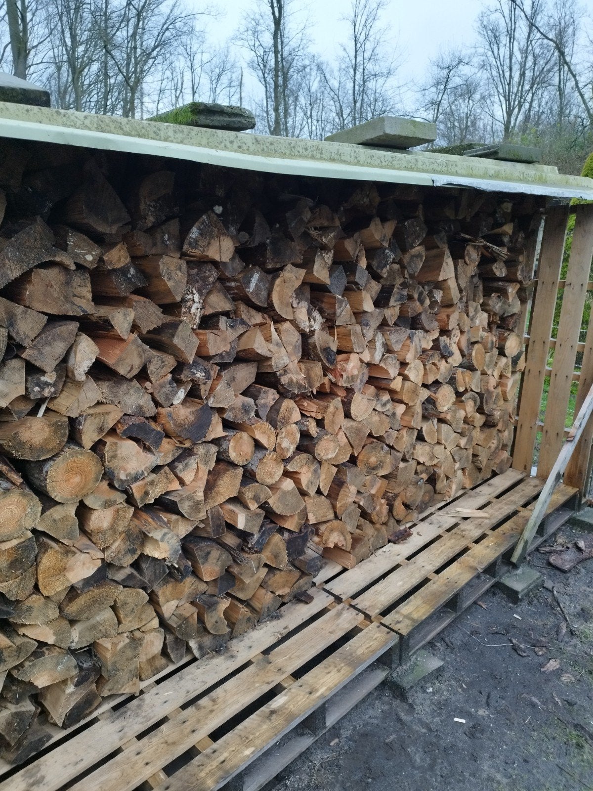 Droog brandhout, Tuin en Terras, Ophalen